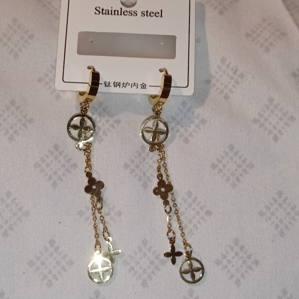 Monogram flower earrings